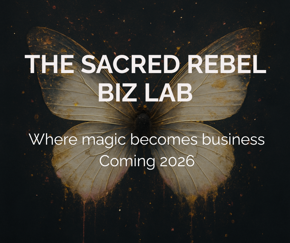 Digital Course for Creatives. Stop Surviving. Start Thriving as an Artist.